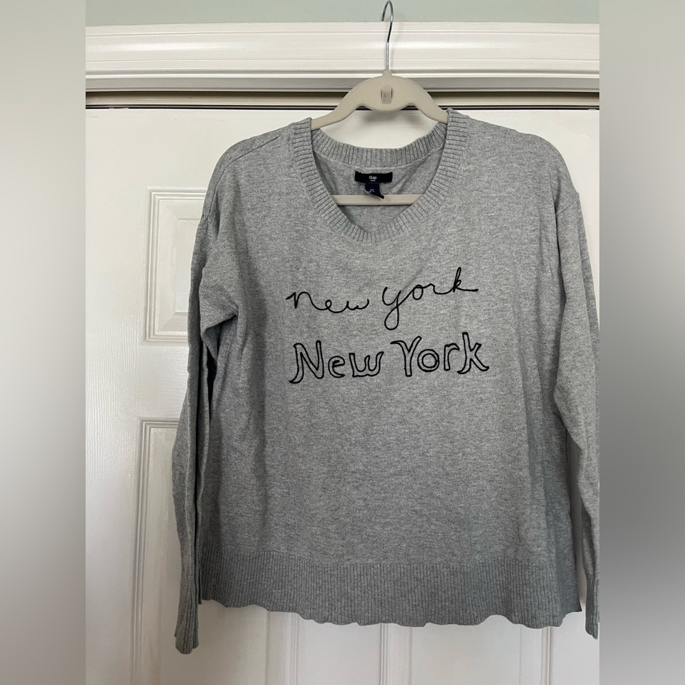GAP Gray 'New York' Embroidered V-Neck Sweater